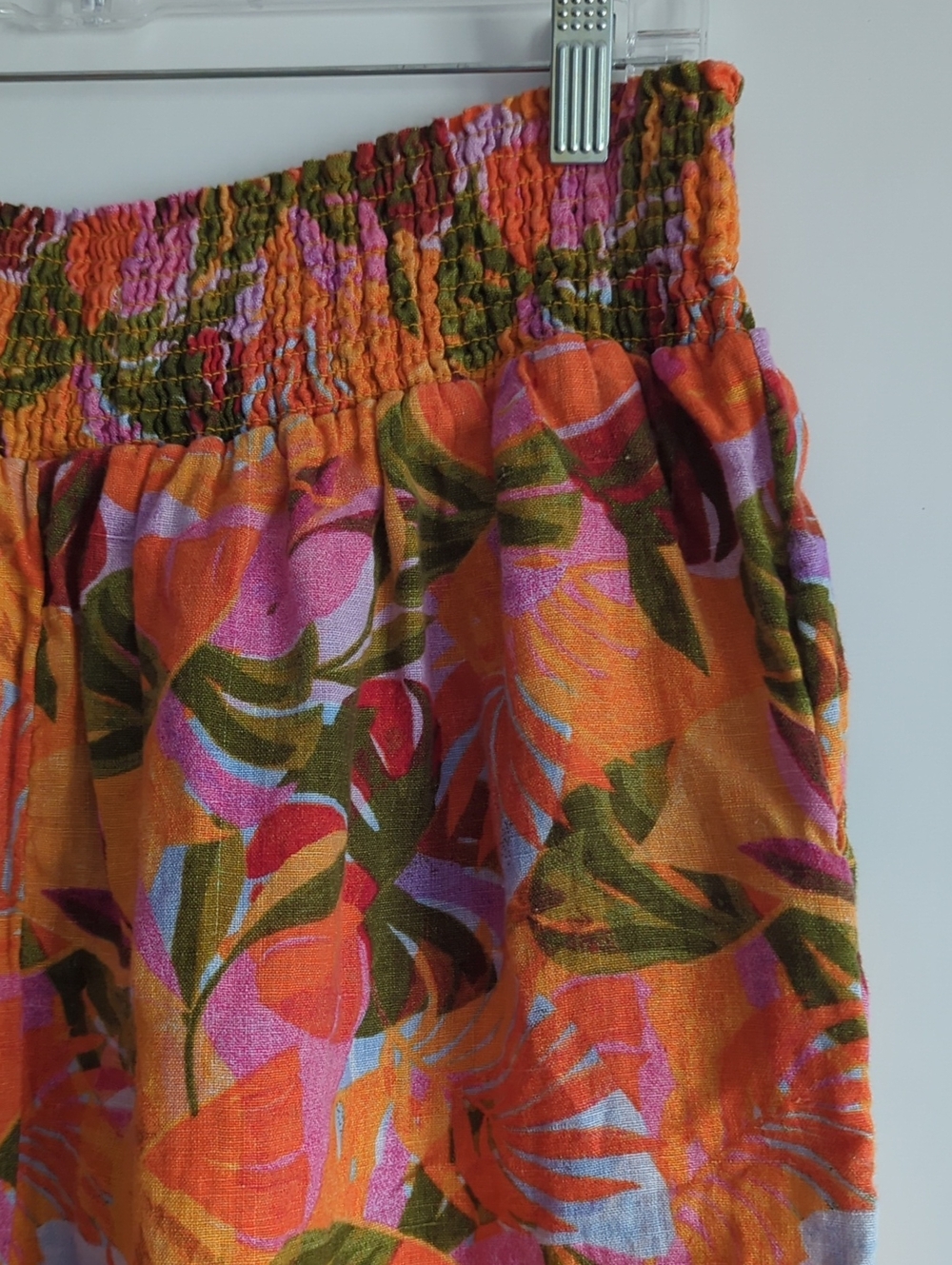 Like New Linen Pants Floral Smocked Stretch Waist Pockets!